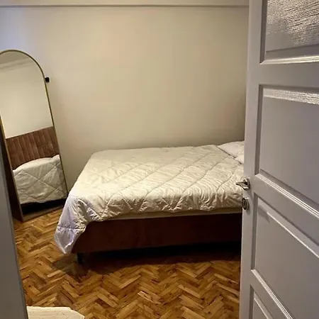Διαμέρισμα Lovely ,cozy Newly Furnished Great Location
