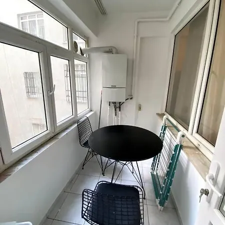 Διαμέρισμα Lovely ,cozy Newly Furnished Great Location